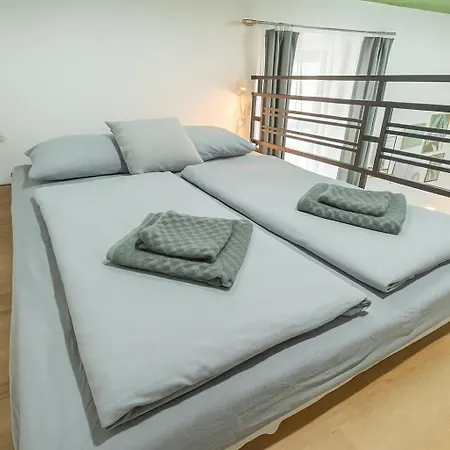 Apartamento Homely I 32m2 Loft I Elevator I Self Check-in Praga