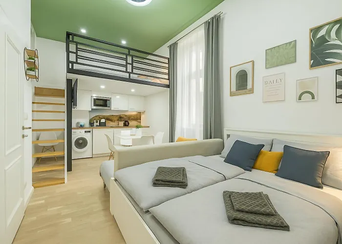 Διαμέρισμα Stylish 2Br Apartment - Prague Center - Elevator *